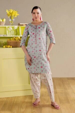 candid 2pc printed lawn dress batik 25539017769006